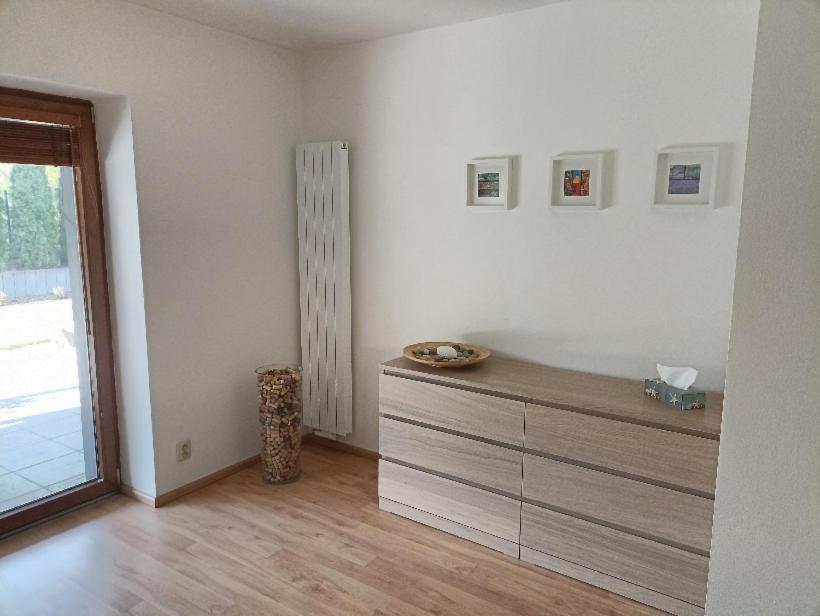 Ubytovani U Vrbicky - Blizko Prahy Unhošť Exteriör bild